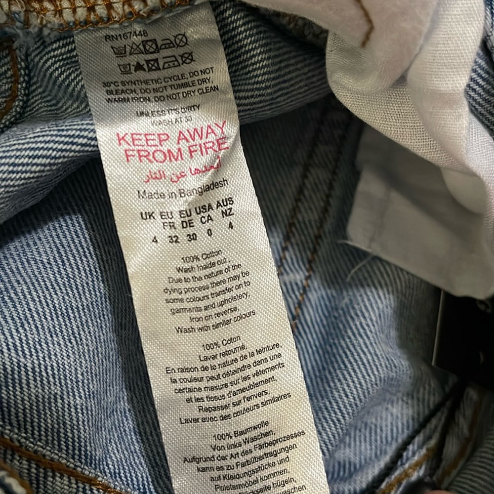 NWT- PrettyLittleThing- 0 & 4. Mom Jean - Picture 6 of 6